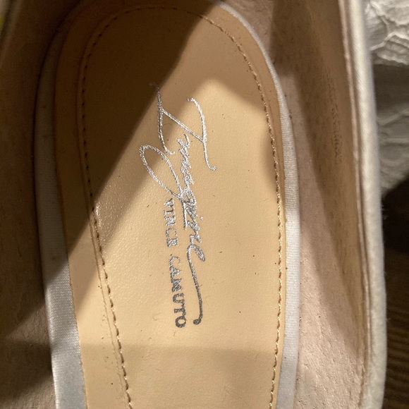 Imagine Vince Camuto - Picture 6 of 10